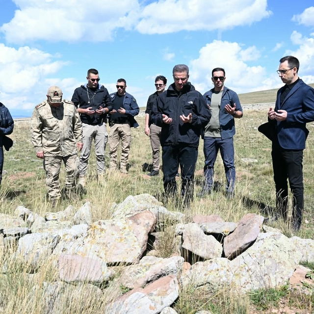 Vali Baruş Dumlu Baba Yaylası'nda