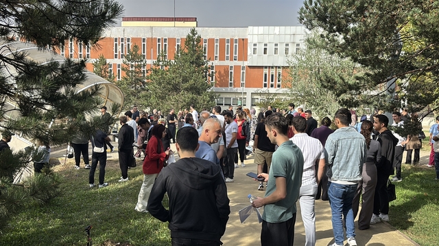 Bolu'da binlerce memur adayı KPSS'de ter döktü