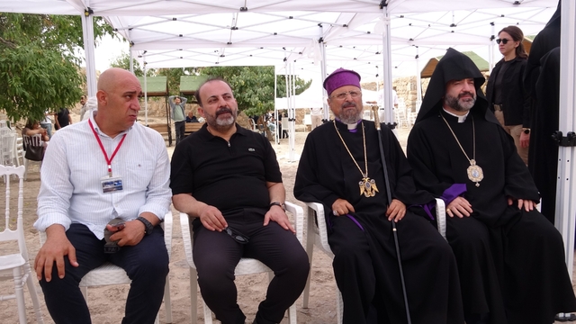Akdamar Kilisesi'ndeki 14'üncü ayin başladı