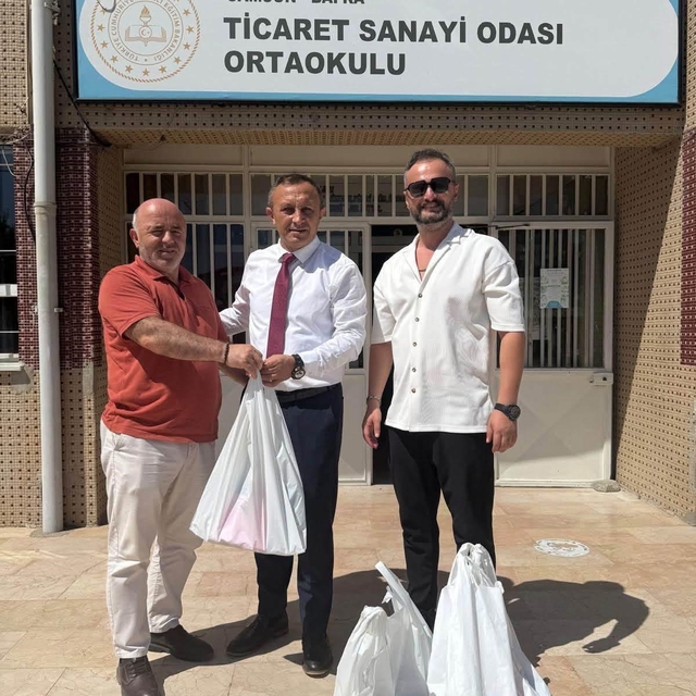 Öğrencilere kırtasiye desteği