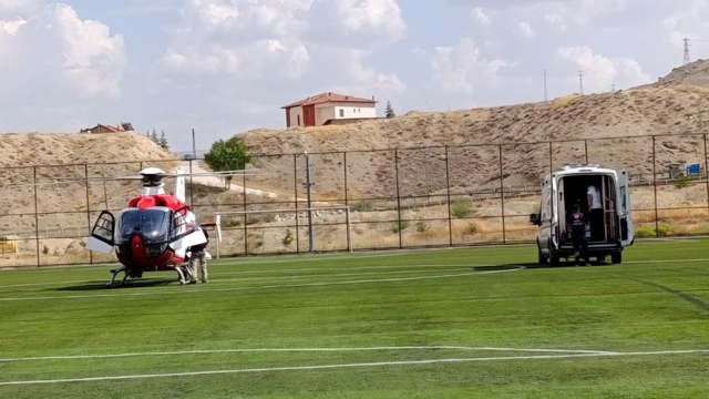 84 yaşındaki hasta hava ambulansıyla Malatya'ya sevk edildi
