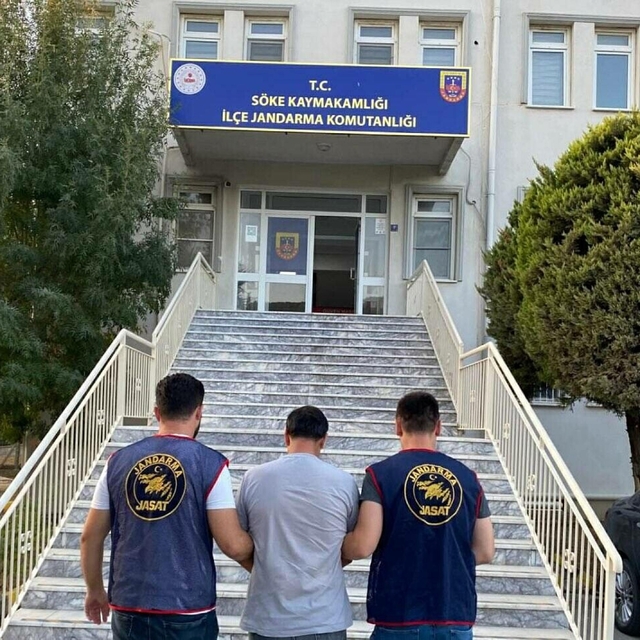 Aydın'da hırsızlık suçundan 14 yıl 7 ay hapis cezasıyla aranan hükümlü yaka...