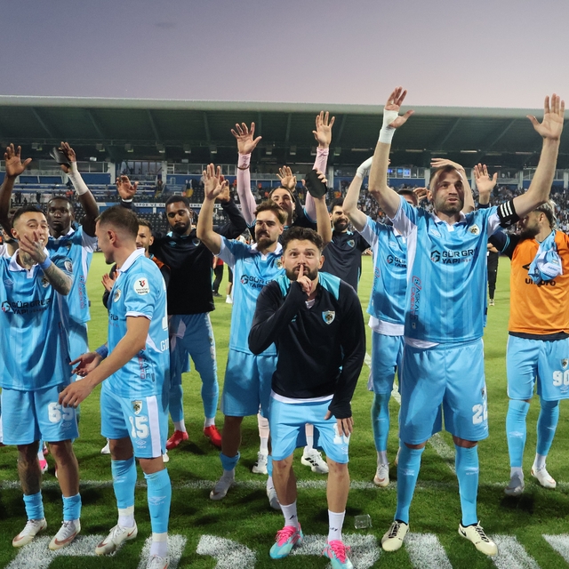 Erzurumspor FK'dan tarihi galibiyet