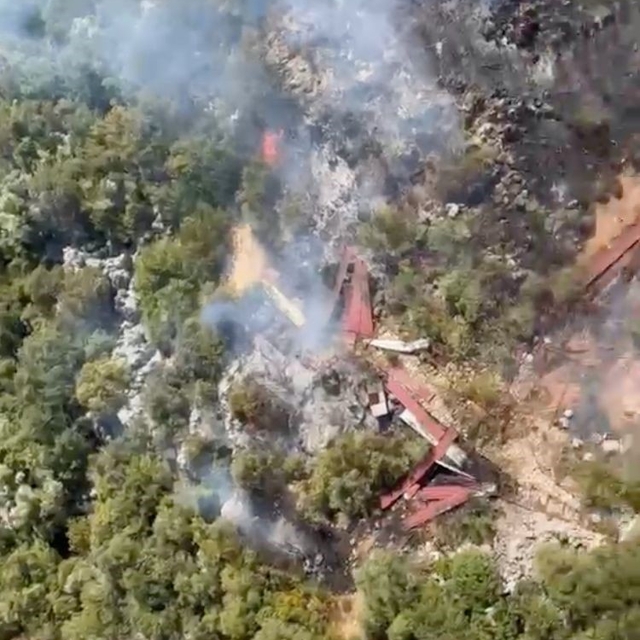 Antalya'da ormanlık alanda yangın