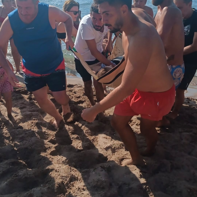 Denizde kalp krizi geçirip öldü