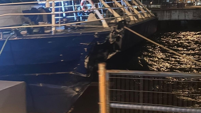 İDO deniz otobüsü Mudanya İskelesi'ne çarptı: Yolcuların panik anları kamerada
