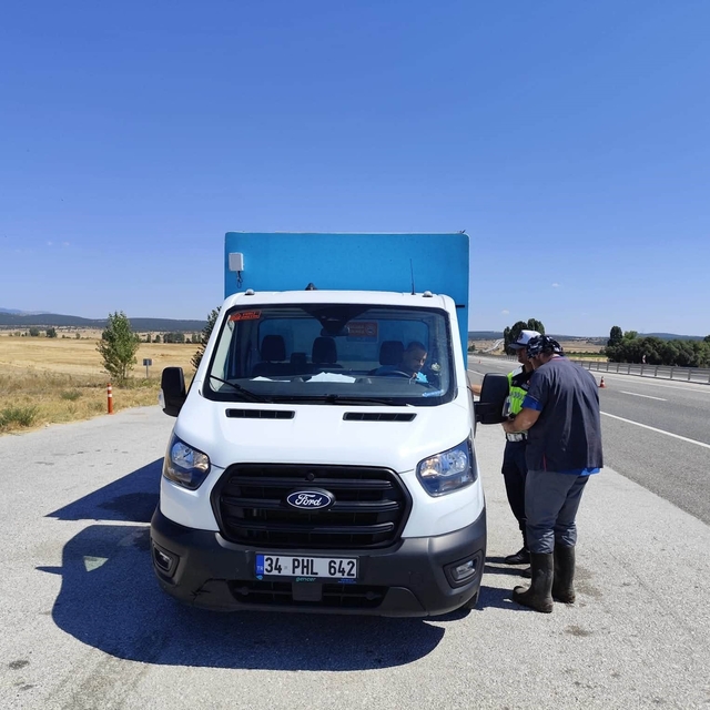 Çavdarhisar'da hayvan nakillerine sıkı denetim