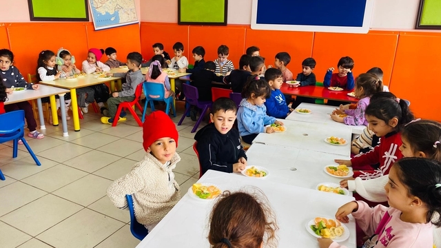 Okula yeni başlayan çocuklarda kaygıya dikkat