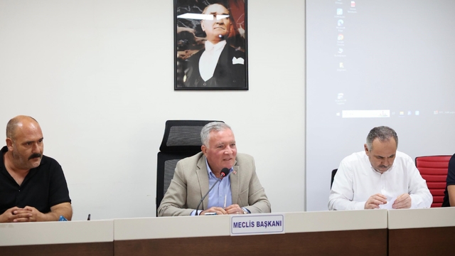 Honaz'da meclis dengeleri yeniden değişti