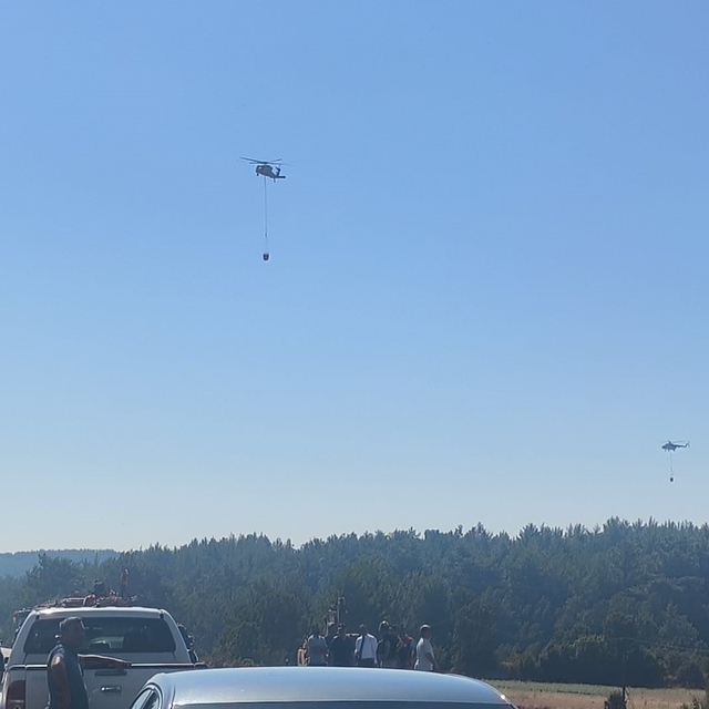 Muğla'daki yangına 7 uçak, 15 helikopterle müdahale sürüyor