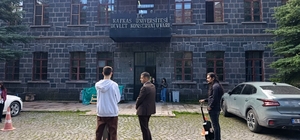 Kars'ta konservatuvar hayali kuran öğrenciler için yetenek sınavı heyecanı