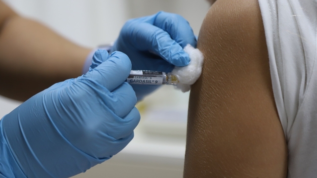 Muğla Büyükşehir'in HPV aşı desteği sürüyor