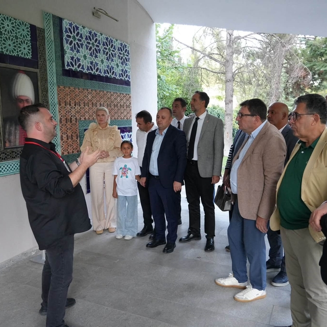 Yeni Partili milletvekilleri ve belediye başkanları ilk kez Bilecik'te bir...