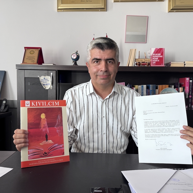 İspanya Başbakanı Sánchez'ten Kayseri'deki liseye mektup