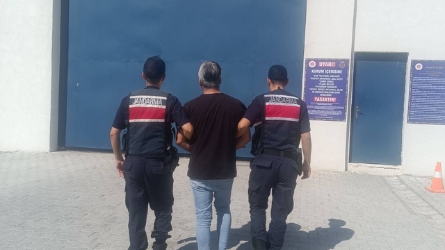 Karpuzlu'da 8 yıl 4 ay hapis cezasıyla aranan hükümlü yakalandı