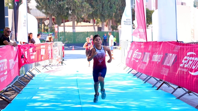 Balıkesir'in kurtuluşu çeşitli spor etkinlikleriyle kutlandı