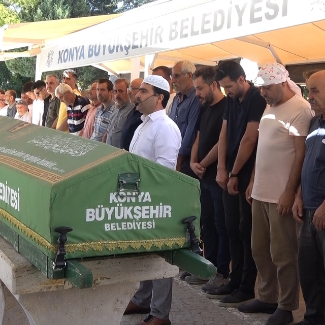 Kamyonetle çarpışan otomobilin sürücüsü ile eşi öldü (2)