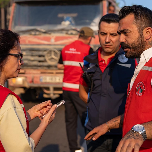 Menteşe Belediye Başkanı Köksal Aras "Yangına tüm imkânlarımızla destek ver...