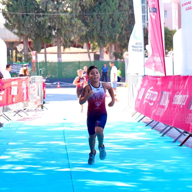 Balıkesir'in kurtuluşu çeşitli spor etkinlikleriyle kutlandı