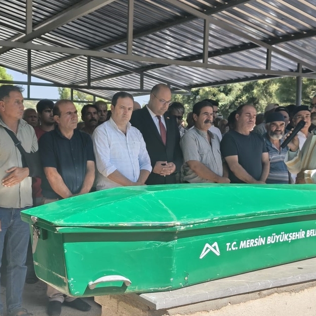 Girne açıklarındaki gemi kazasında hayatını kaybeden kadın toprağa verildi