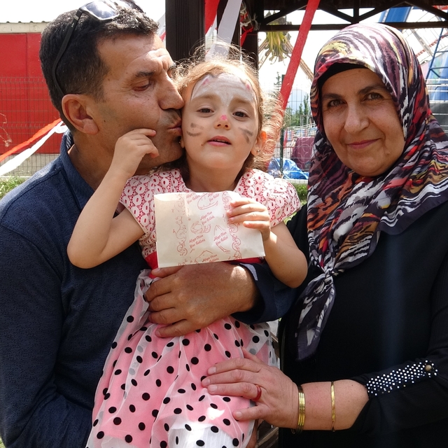 8 bebeklerini anne karnında kaybeden çiftin 30 yıllık çocuk hasreti Ecrin S...