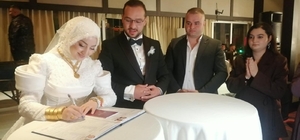 Budak ailesinin mutlu günü