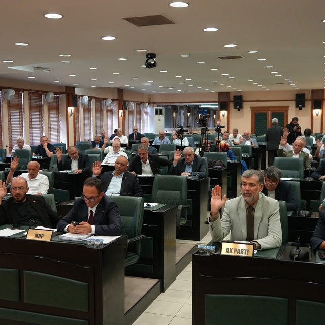 Samsun Meclisi'nde Atakum personel maaşları gündeme geldi