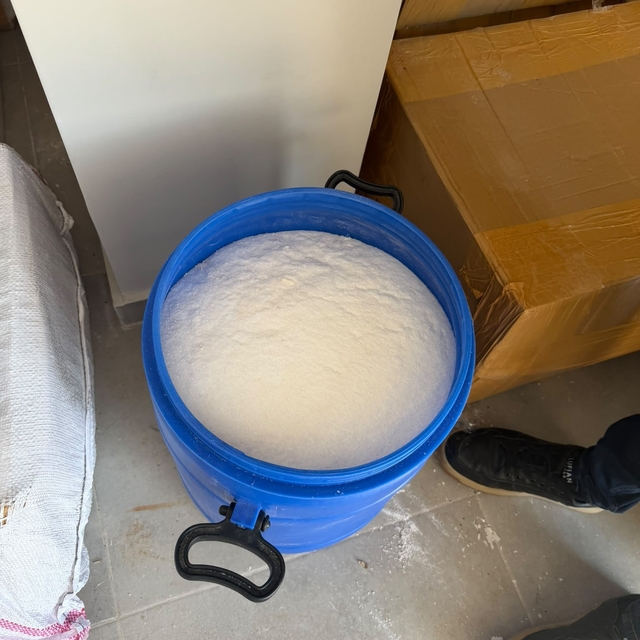 Mersin'de depodan 6 milyon boş kapsül ve 1 ton 250 kilo uyuşturucu ham madd...