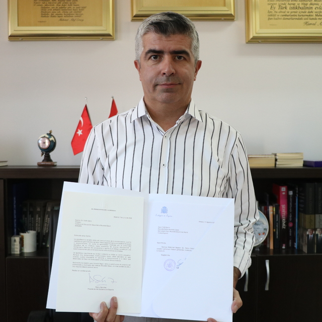 İspanya Başbakanı Sanchez'den, Kayseri'deki liseye teşekkür mektubu