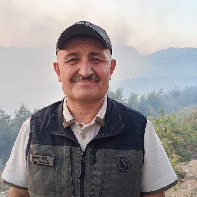 Adana'da orman yangını 70 hektar büyüklüğüne ulaştı
Adana Orman Bölge Müdür...