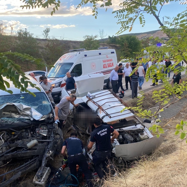 Sinop'ta trafik kazası: 1 ölü, 5 yaralı