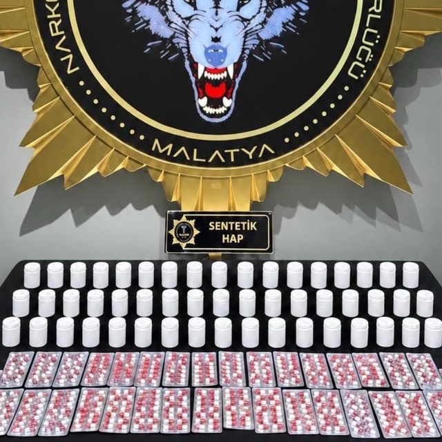 Malatya'da 3 bin 601 sentetik ecza ele geçirildi