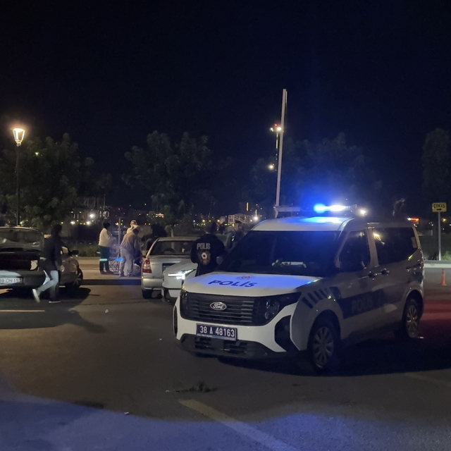 Kayseri'de bacağından bıçaklanan şahıs yaralandı: 1 gözaltı
