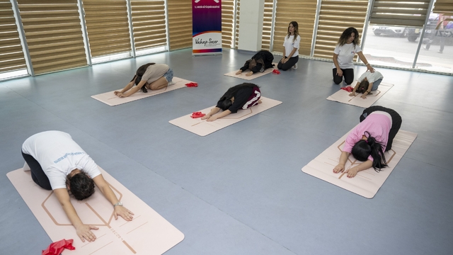 Mersin'de 'Duruşunla Güçlen' projesi