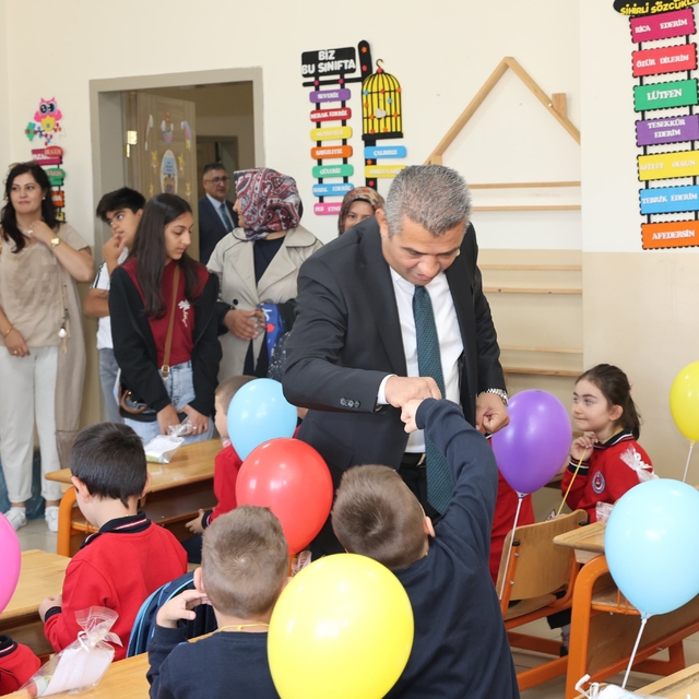 Uyum Haftasında minik öğrencilerin heyecanına ortak oldular