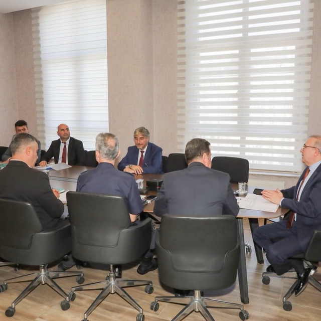 Kütahya'da okul güvenliği için yeni eğitim öğretim yılı tedbirleri görüşüld...