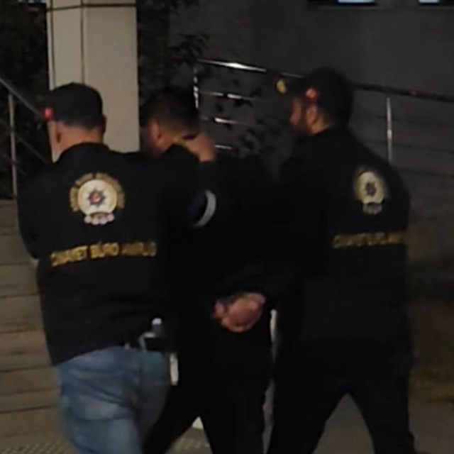 'Devlet kurumlarını aşağılama' suçundan gözaltına alındı; düğünündeki altın...