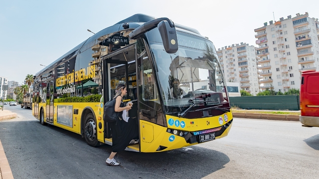 Mersin'de elektrikli otobüs dönemi: Vatandaşlardan tam not