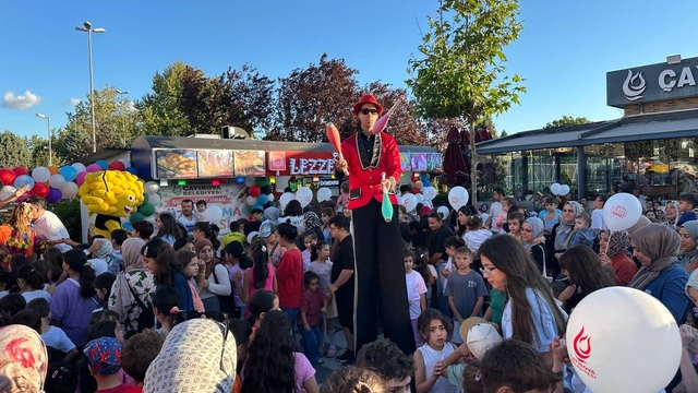 Çayırova'da minikler yazı eğlenceyle uğurladı