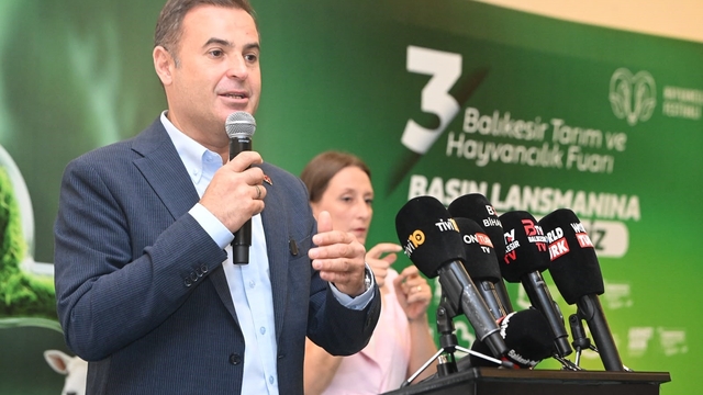 Balıkesir Tarım ve Hayvancılık Fuarı 24 Eylül'de kapılarını açacak
Akın: "Üretimi Teknoloji ve Bilimle Buluşturacağız"