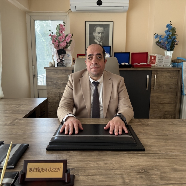 Görme engelli bireylerden kamu duyurularında erişilebilirlik çağrısı