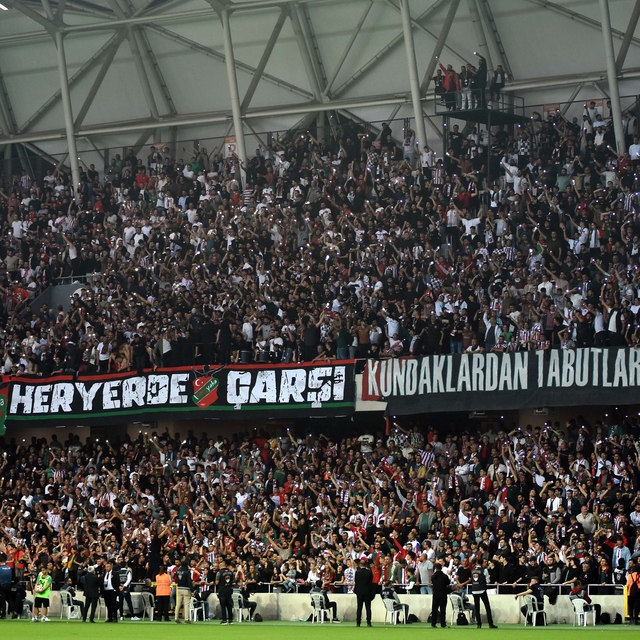 Karşıyaka'nın gözü derbide