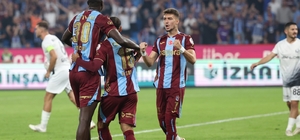 Ernest Muçi takımının skor yükünü üstlenmeye devam ediyor