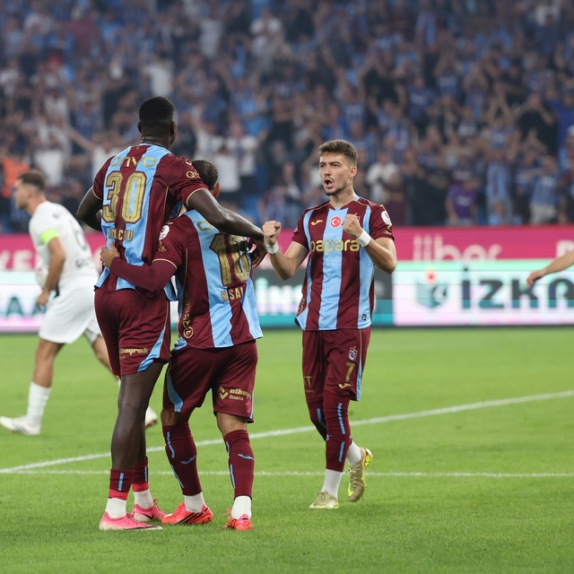 Ernest Muçi takımının skor yükünü üstlenmeye devam ediyor