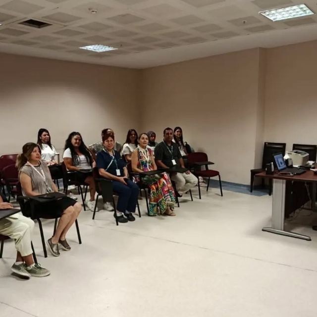 Nazilli Devlet Hastanesi'nde acil bakım hemşireliği eğitimi başladı