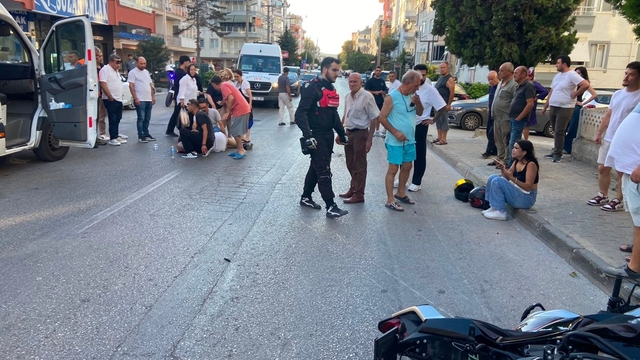 Mudanya'da motosiklet yayaya çarptı: 2 yaralı