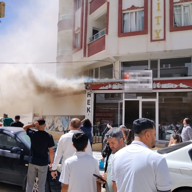 Mardin'de diş kliniğinde yangın