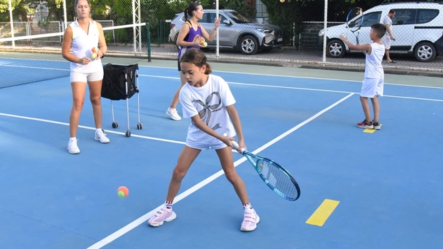 Yunusemre'de kış spor okulları kayıtları başladı