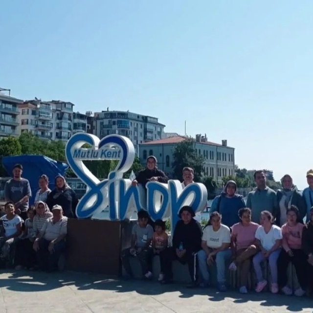 Özel bireyler Sinop'un tarihi ve doğal güzelliklerini keşfetti