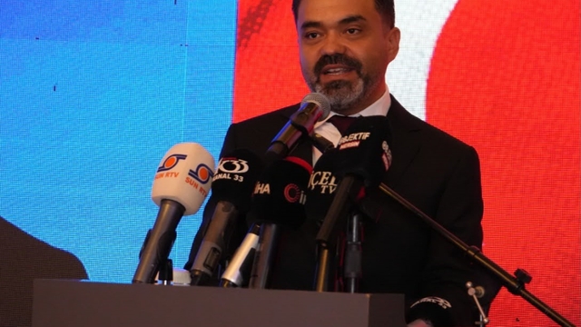 Erdemli TSO'ya adaylığını açıklayan Murat Topal: "Bizim yönetim anlayışımız, ortak akıl, ortak karar"